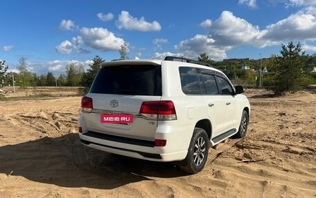 Toyota Land Cruiser 200, 2016 год, 5 750 000 рублей, 12 фотография