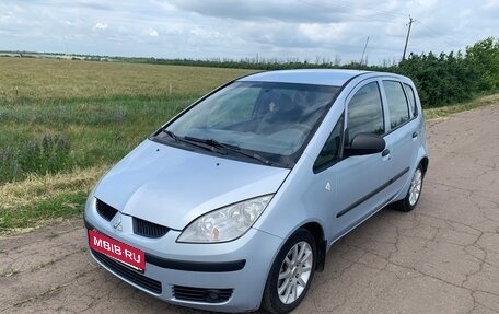 Mitsubishi Colt VI рестайлинг, 2005 год, 420 000 рублей, 1 фотография