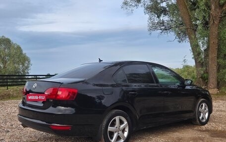 Volkswagen Jetta VI, 2013 год, 999 000 рублей, 8 фотография
