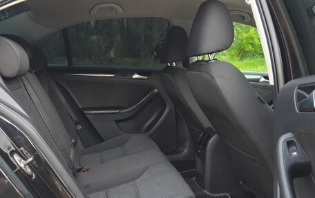 Volkswagen Jetta VI, 2013 год, 999 000 рублей, 22 фотография