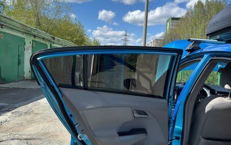 Honda Insight II рестайлинг, 2010 год, 870 000 рублей, 20 фотография