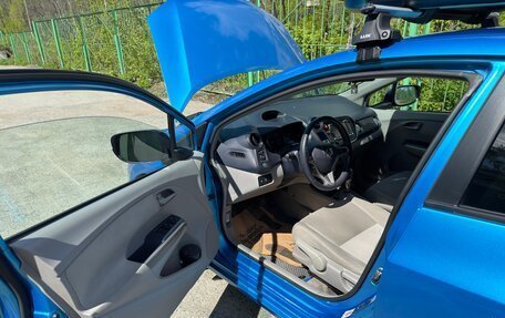 Honda Insight II рестайлинг, 2010 год, 870 000 рублей, 22 фотография