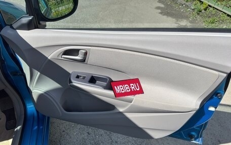 Honda Insight II рестайлинг, 2010 год, 870 000 рублей, 14 фотография