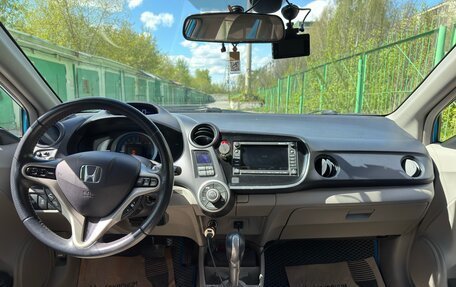 Honda Insight II рестайлинг, 2010 год, 870 000 рублей, 29 фотография