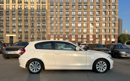 BMW 1 серия, 2011 год, 690 000 рублей, 10 фотография