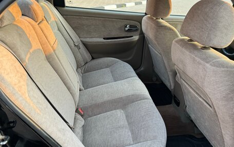 KIA Magentis I, 2004 год, 397 000 рублей, 18 фотография