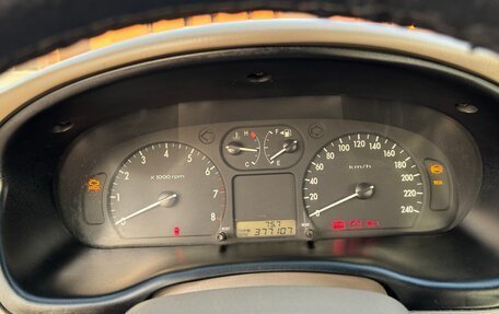 KIA Magentis I, 2004 год, 397 000 рублей, 21 фотография