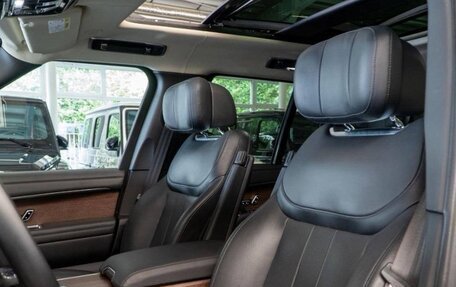 Land Rover Range Rover IV рестайлинг, 2022 год, 16 200 000 рублей, 3 фотография