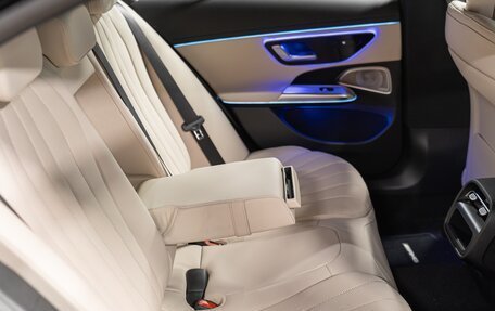 Mercedes-Benz E-Класс, 2025 год, 10 590 000 рублей, 17 фотография