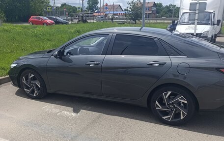 Hyundai Elantra, 2023 год, 2 300 000 рублей, 3 фотография