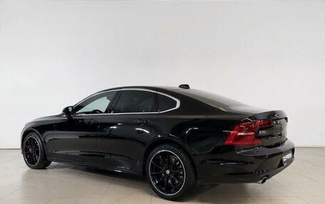 Volvo S90 II рестайлинг, 2019 год, 2 990 000 рублей, 2 фотография