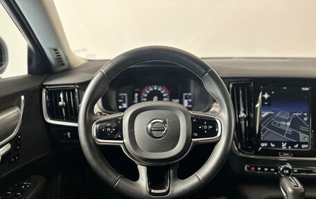 Volvo S90 II рестайлинг, 2019 год, 2 990 000 рублей, 13 фотография