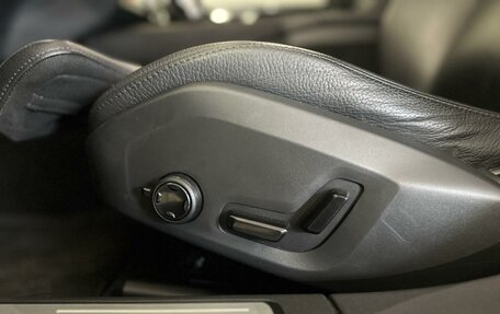 Volvo S90 II рестайлинг, 2019 год, 2 990 000 рублей, 25 фотография