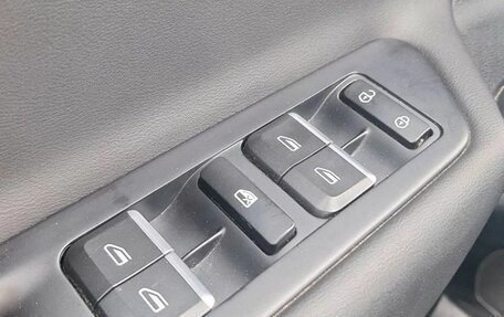 Geely Atlas I, 2019 год, 1 289 000 рублей, 17 фотография