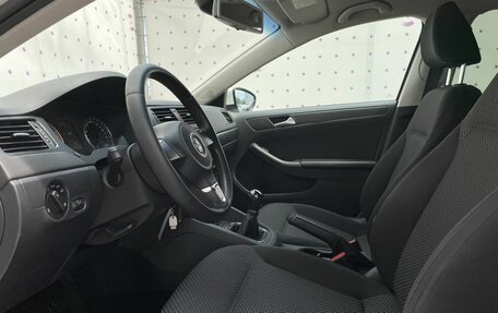 Volkswagen Jetta VI, 2013 год, 1 020 000 рублей, 11 фотография