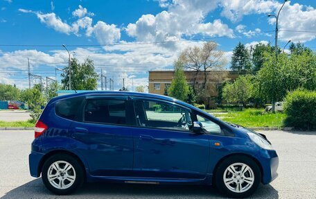 Honda Fit III, 2010 год, 699 000 рублей, 5 фотография