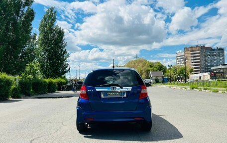 Honda Fit III, 2010 год, 699 000 рублей, 7 фотография