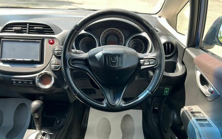 Honda Fit III, 2010 год, 699 000 рублей, 18 фотография