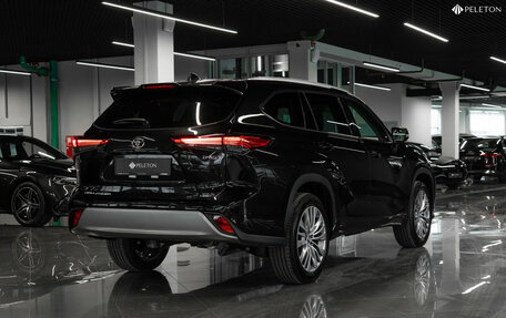 Toyota Highlander, 2024 год, 5 580 000 рублей, 5 фотография