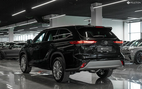 Toyota Highlander, 2024 год, 5 580 000 рублей, 4 фотография