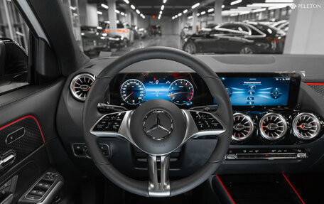 Mercedes-Benz GLA, 2024 год, 7 390 000 рублей, 14 фотография