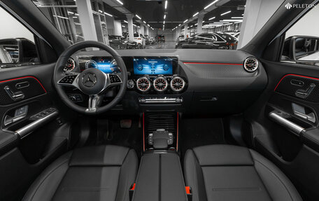 Mercedes-Benz GLA, 2024 год, 7 390 000 рублей, 11 фотография