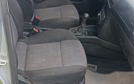 Volkswagen Golf IV, 2002 год, 200 000 рублей, 14 фотография