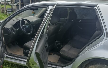 Volkswagen Golf IV, 2002 год, 200 000 рублей, 9 фотография