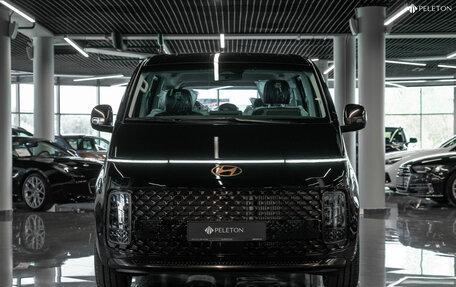 Hyundai Staria, 2024 год, 7 280 000 рублей, 3 фотография