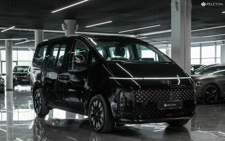 Hyundai Staria, 2024 год, 7 280 000 рублей, 2 фотография