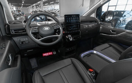Hyundai Staria, 2024 год, 7 280 000 рублей, 10 фотография