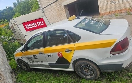 Volkswagen Polo VI (EU Market), 2018 год, 500 000 рублей, 3 фотография