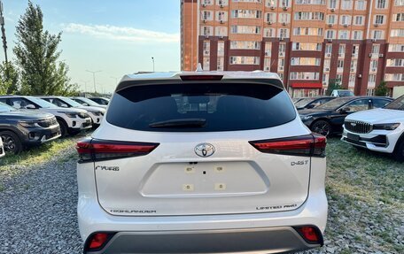 Toyota Highlander, 2025 год, 5 200 000 рублей, 4 фотография