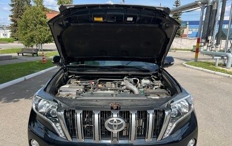 Toyota Land Cruiser Prado 150 рестайлинг 2, 2014 год, 3 300 000 рублей, 10 фотография