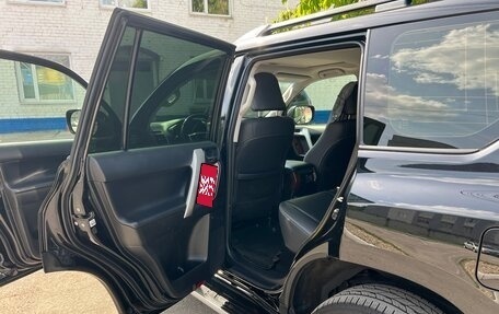 Toyota Land Cruiser Prado 150 рестайлинг 2, 2014 год, 3 300 000 рублей, 16 фотография