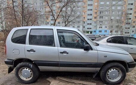Chevrolet Niva I рестайлинг, 2004 год, 370 000 рублей, 4 фотография