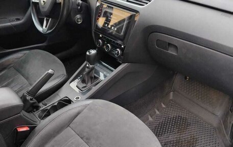 Skoda Octavia, 2018 год, 1 550 001 рублей, 9 фотография