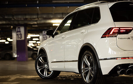 Volkswagen Tiguan II, 2018 год, 3 399 000 рублей, 4 фотография