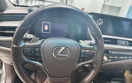 Lexus ES VII, 2022 год, 3 480 000 рублей, 10 фотография