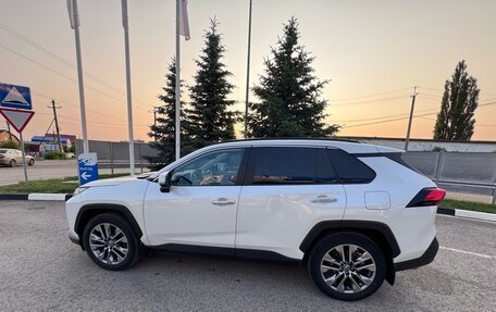 Toyota RAV4, 2019 год, 2 950 000 рублей, 3 фотография