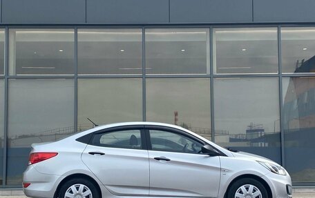 Hyundai Solaris II рестайлинг, 2011 год, 599 000 рублей, 3 фотография