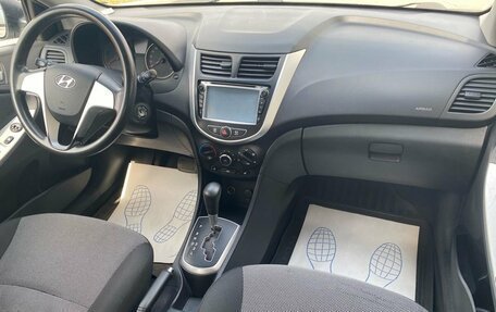 Hyundai Solaris II рестайлинг, 2011 год, 599 000 рублей, 8 фотография