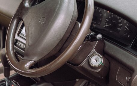 Toyota Crown, 1993 год, 700 000 рублей, 18 фотография