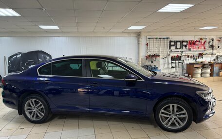 Volkswagen Passat B8 рестайлинг, 2019 год, 2 380 000 рублей, 11 фотография