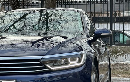 Volkswagen Passat B8 рестайлинг, 2019 год, 2 380 000 рублей, 15 фотография