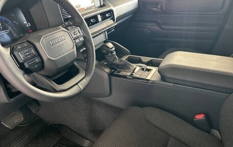 Toyota Land Cruiser Prado, 2025 год, 7 690 000 рублей, 8 фотография