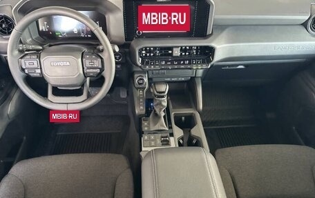 Toyota Land Cruiser Prado, 2025 год, 7 690 000 рублей, 6 фотография