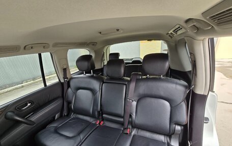 Nissan Patrol, 2011 год, 2 500 000 рублей, 31 фотография