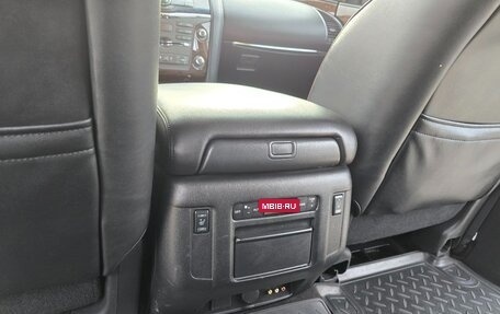 Nissan Patrol, 2011 год, 2 500 000 рублей, 28 фотография