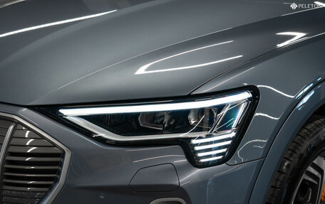 Audi e-tron I, 2023 год, 6 100 000 рублей, 28 фотография